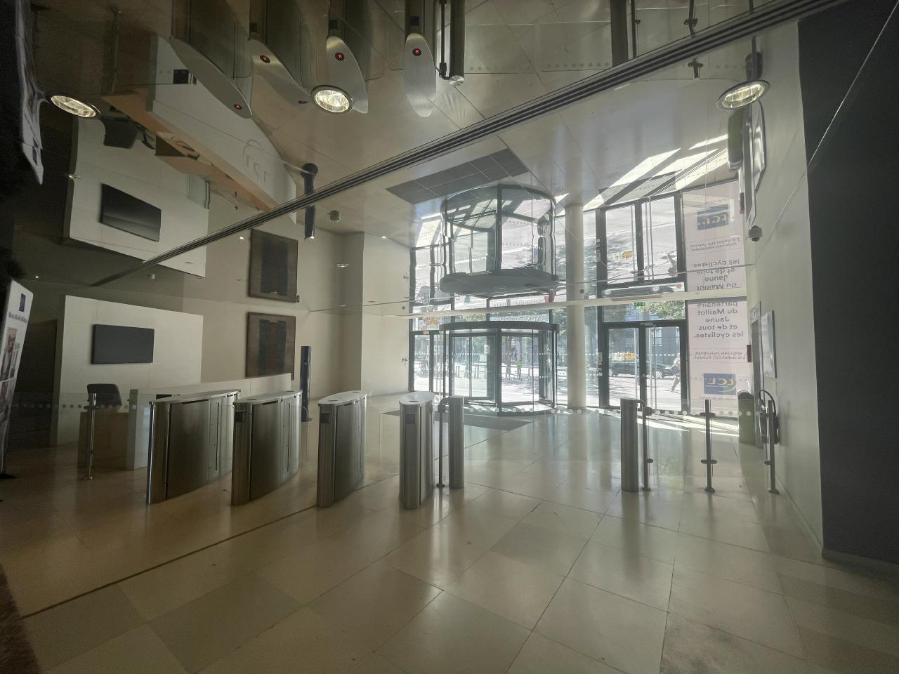 Bureau Villejuif 5627m² Location bureau Villejuif Val-de-Marne OLBUR2100307 1